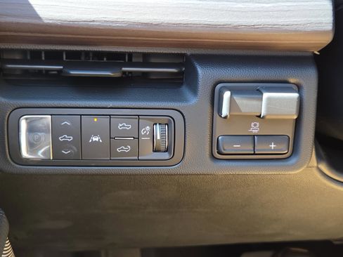 New 2025 GMC Sierra EV Denali AWD/4WD image 11