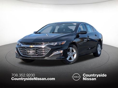 Used 2024 Chevrolet Malibu LT image 1