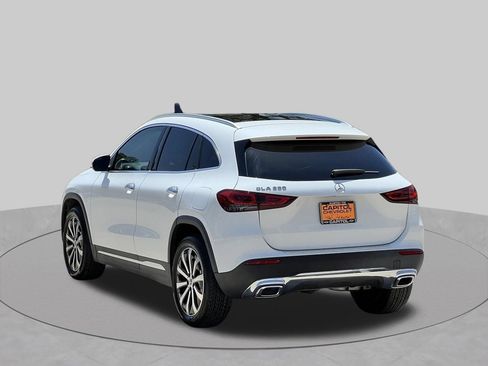 Used 2021 Mercedes-Benz GLA 250 w/ Premium Package image 4