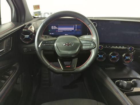 Used 2024 Chevrolet Blazer EV RS image 11