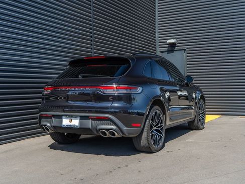Used 2024 Porsche Macan S AWD/4WD image 9