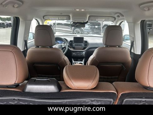 Used 2023 Ford Bronco Sport Outer Banks AWD/4WD image 3