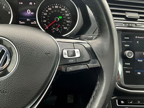 Used 2019 Volkswagen Tiguan SE image 13