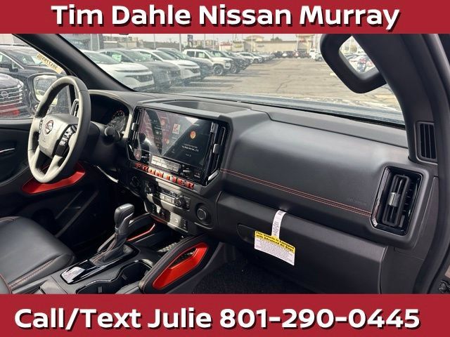 Used 2025 Nissan Frontier PRO-4X w/ Pro Premium Package AWD/4WD image 17