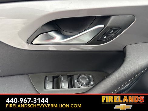 New 2025 Chevrolet Blazer LT w/ Midnight/Sport Edition image 10
