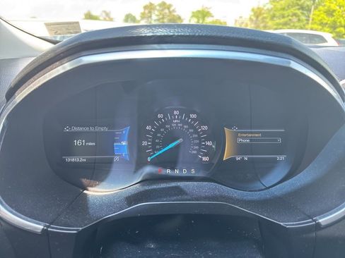 Used 2019 Ford Edge Titanium FWD image 7