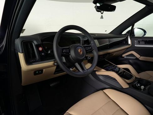 New 2026 Porsche Cayenne AWD/4WD image 4
