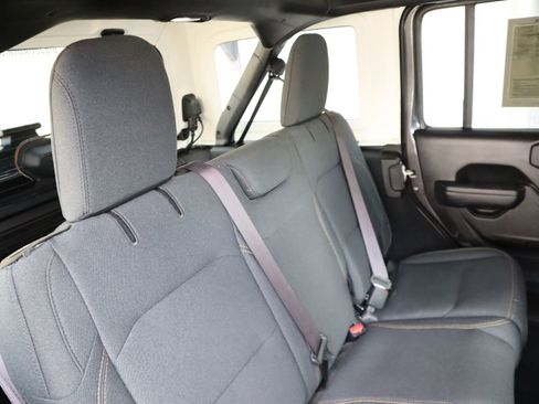 Used 2024 Jeep Wrangler Sport S image 57