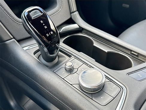 Used 2023 Cadillac XT5 Premium Luxury image 17