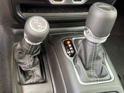 New 2026 Jeep Gladiator Sport AWD/4WD image 31