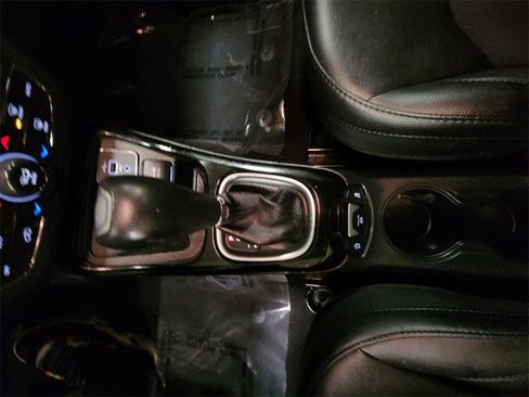 Used 2019 Jeep Compass Altitude image 21