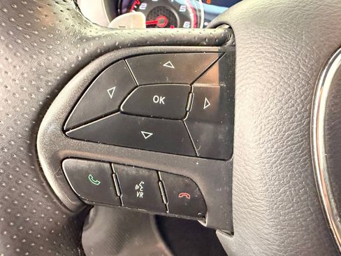 Used 2019 Dodge Charger R/T w/ Blacktop Package image 16