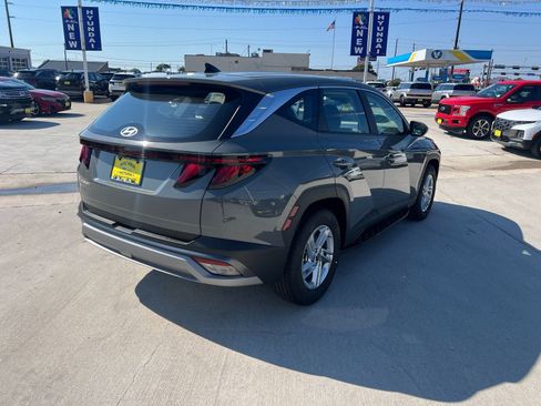New 2026 Hyundai Tucson SE FWD image 3