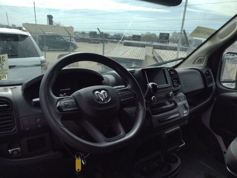 Used 2023 RAM ProMaster 3500 w/ Driver Convenience Group image 7