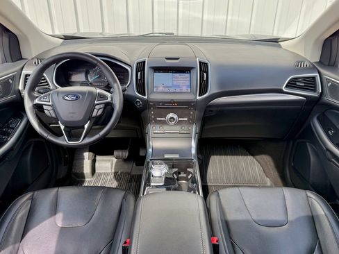 Used 2019 Ford Edge Titanium w/ Equipment Group 301A image 33