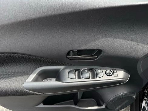 Certified 2025 Nissan Kicks Play S FWD image 18