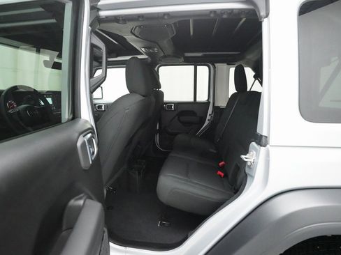 Used 2023 Jeep Wrangler Sport image 15