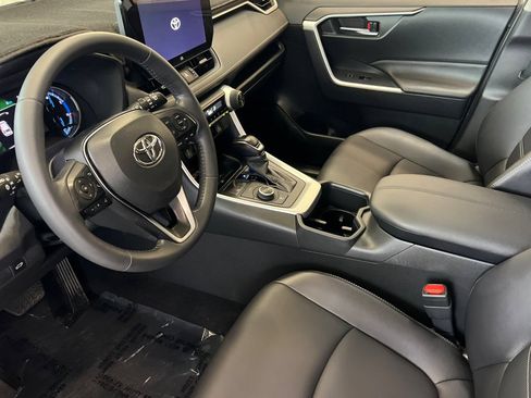 Used 2024 Toyota RAV4 XLE Premium w/ Weather Package AWD/4WD image 9