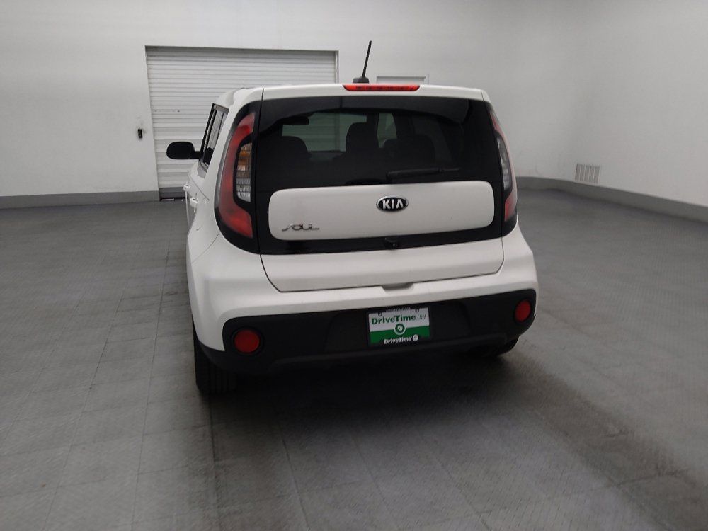 Used 2019 Kia Soul FWD image 6