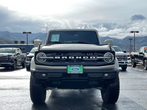 Used 2025 Ford Bronco Outer Banks image 5