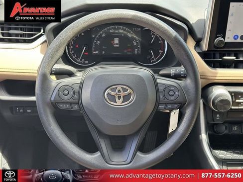 Certified 2025 Toyota RAV4 LE AWD/4WD image 19