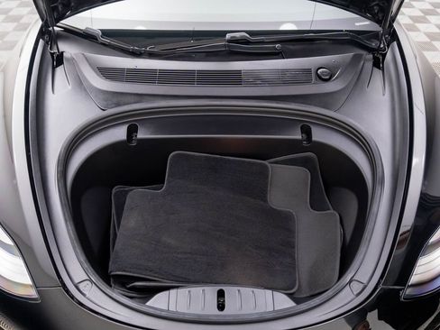 Used 2020 Tesla Model 3 Performance image 32