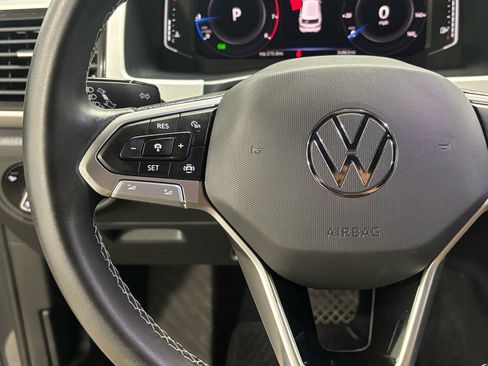 Used 2023 Volkswagen Atlas SE w/ Technology Package w/ Black Wheel Package image 39