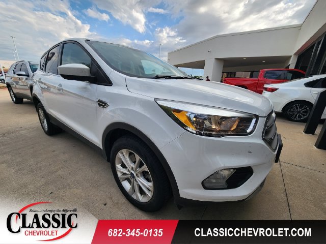 Used 2019 Ford Escape SE AWD/4WD image 1