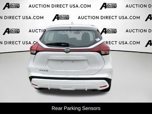 Used 2022 Nissan Kicks S image 6