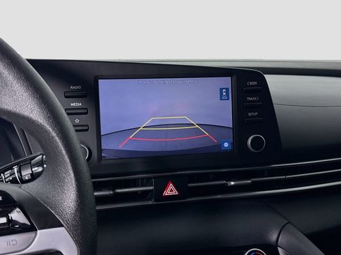 Used 2023 Hyundai Elantra SEL FWD image 13