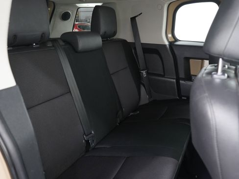 Used 2011 Toyota FJ Cruiser 4WD w/ Upgrade Pkg image 13
