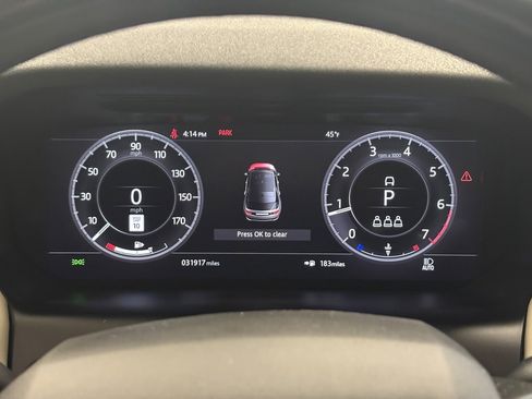 Used 2020 Land Rover Discovery Sport SE image 30