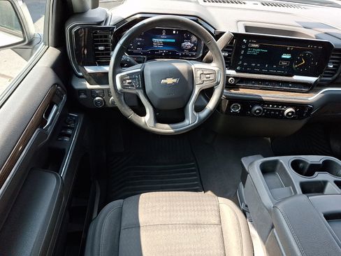 Certified 2023 Chevrolet Silverado 1500 LT AWD/4WD image 13