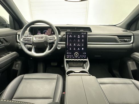 Certified 2025 GMC Terrain Elevation w/ Elevation Premium Package AWD/4WD image 16