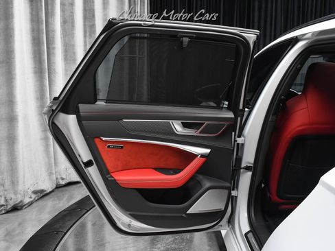 Used 2024 Audi RS 6 performance image 39