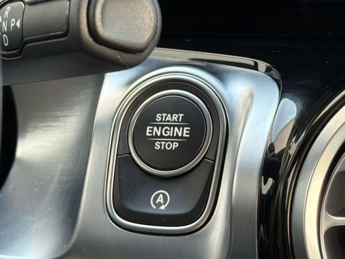 Certified 2026 Mercedes-Benz GLB 250 4MATIC image 17