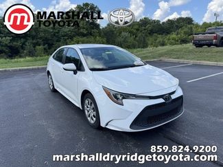 Used 2022 Toyota Corolla LE image 1