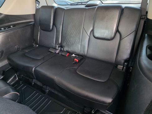 Used 2021 Nissan Armada Platinum w/ Captain's Chairs Package image 16