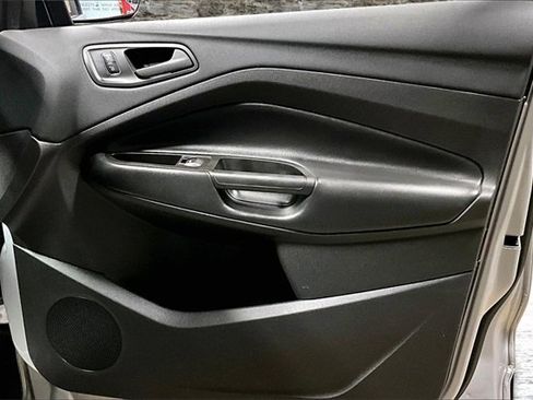 Used 2017 Ford Escape S image 24