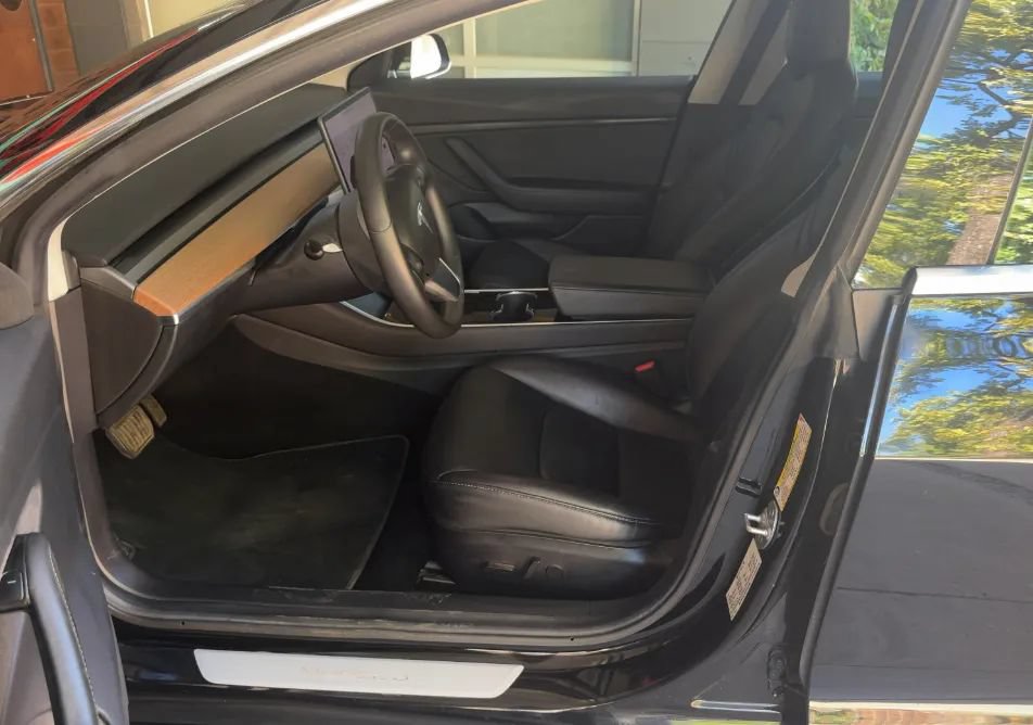 Used 2019 Tesla Model 3 Long Range AWD/4WD image 6
