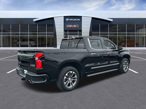 Certified 2023 Chevrolet Silverado 1500 High Country w/ Technology Package image 5