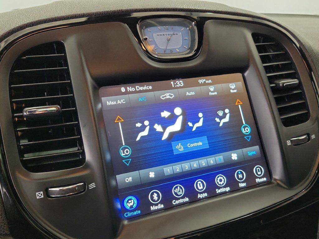 Used 2022 Chrysler 300 S RWD image 26