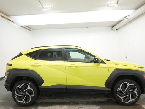 New 2026 Hyundai Kona SEL Premium image 9