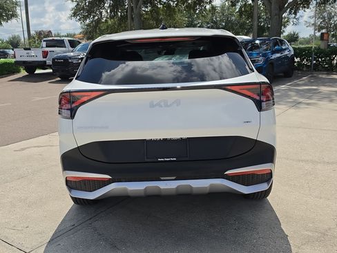 Certified 2023 Kia Sportage LX AWD/4WD image 6