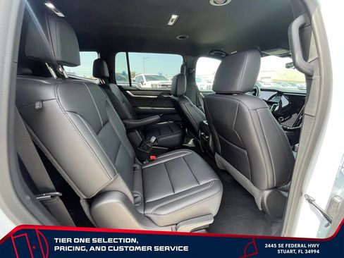 New 2026 GMC Acadia Elevation w/ Black Edition FWD image 19