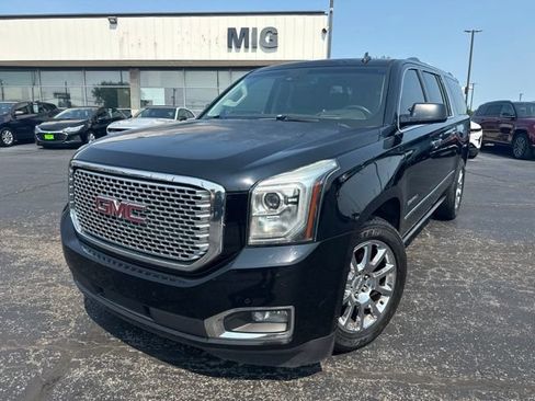 Used 2015 GMC Yukon XL Denali w/ Touring Package AWD/4WD image 2