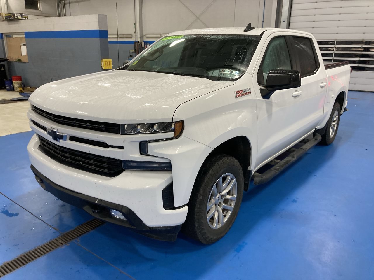 Used 2019 Chevrolet Silverado 1500 RST AWD/4WD image 3