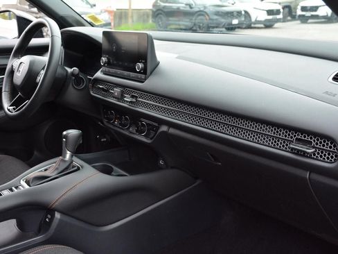Used 2024 Honda HR-V Sport image 20