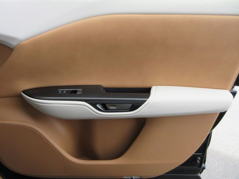 New 2026 Lexus RZ 450e AWD image 23