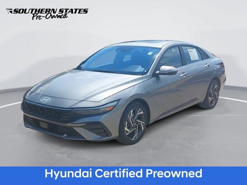 Certified 2025 Hyundai Elantra Limited FWD image 1